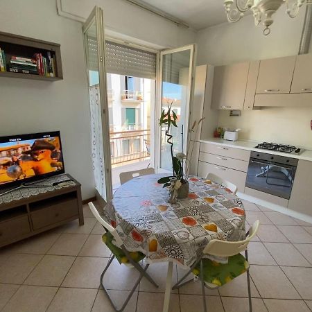 Appartamento Nel Cuore Di Viareggio Extérieur photo
