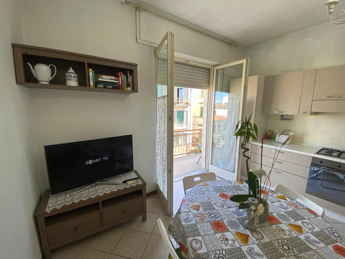 Appartamento Nel Cuore Di Viareggio Extérieur photo
